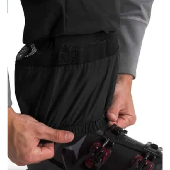 The North Face HyVent Mens Black Snow Pants With Suspenders.Size Medium - Picture 3 of 15